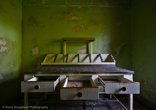 Illustration for article titled The Creepy World of Abandoned Asylums